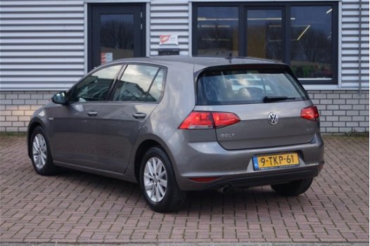 Volkswagen Golf - 1.6 TDI Comfortline BlueMotion - 1