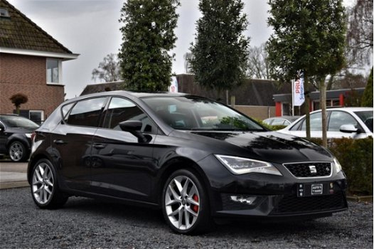 Seat Leon - 1.4 TSI FR Trekhaak Xenon Navi - 1