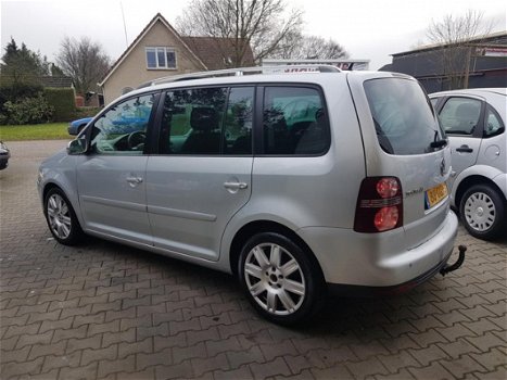 Volkswagen Touran - 2.0 TDI Highline CLIMA..LEER..DSG - 1