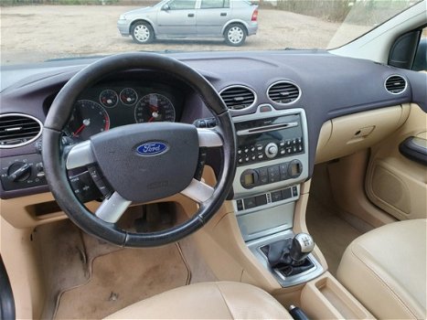 Ford Focus Coupé-Cabriolet - 2.0-16V Titanium - 1