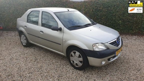 Dacia Logan - 1.6 Lauréate - 1