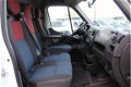 Renault Master - T35 2.3 dCi L3H2 Airco, Cruise control, Trekhaak - 1 - Thumbnail