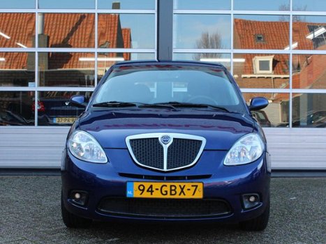 Lancia Y(psilon) - 1.4 Oro (NIEUWE APK, 1e Eigenaar, Airconditioning, Multi.Stuur, Bluetooth, Elektr - 1