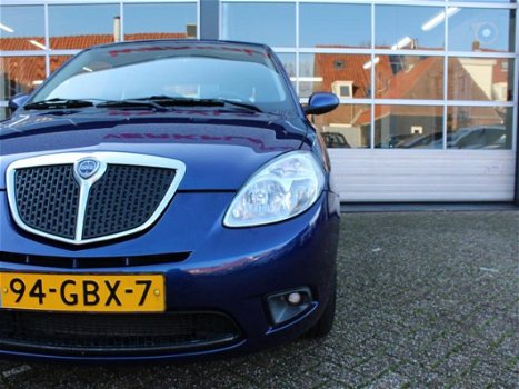 Lancia Y(psilon) - 1.4 Oro (NIEUWE APK, 1e Eigenaar, Airconditioning, Multi.Stuur, Bluetooth, Elektr - 1