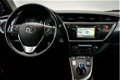 Toyota Auris - 1.8 Hybrid Dynamic Automaat | Navigatie | Camera | Keyless Entry - 1 - Thumbnail