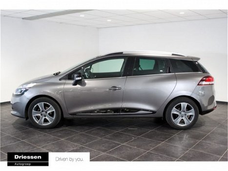 Renault Clio Estate - 0.9 TCe Night&Day (Navigatie) - 1