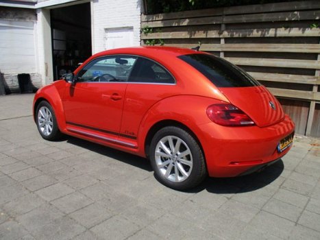 Volkswagen Beetle - 1.2 TSI 105pk Club BM met Navigatie/ECC - 1