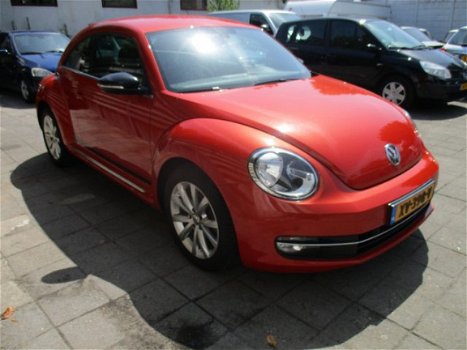 Volkswagen Beetle - 1.2 TSI 105pk Club BM met Navigatie/ECC - 1