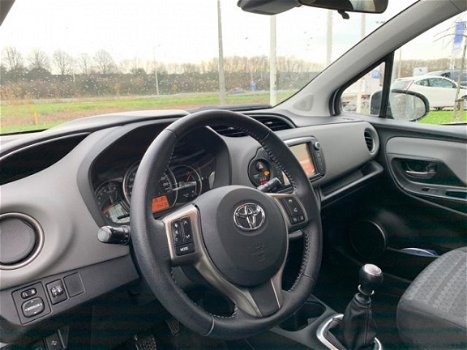 Toyota Yaris - 1.3 VVT-i Trend - 1