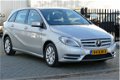 Mercedes-Benz B-klasse - 180 Ambition ORG NL 1-Eig, Navi, Xenon, Led, 16