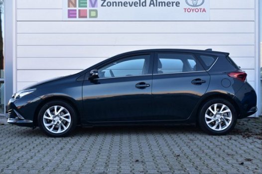 Toyota Auris - 1.2T Aspiration Navigatie - 1