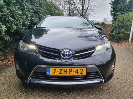 Toyota Auris Touring Sports - 1.8 Hybrid Aspiration Navi/Climate/Trekhaak - 1