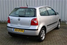 Volkswagen Polo - 1.4-16V climate control-cruise control