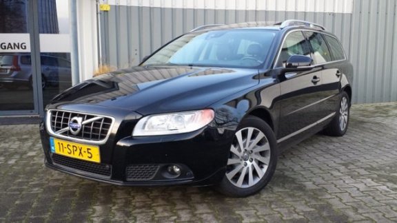 Volvo V70 - T4 LIMITED EDITION Schuifdak/Leer - 1