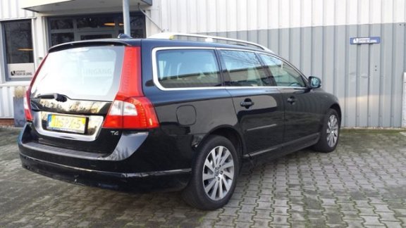 Volvo V70 - T4 LIMITED EDITION Schuifdak/Leer - 1