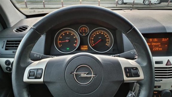 Opel Astra - 1.8 Temptation 1e eigenaar, met trekhaak - 1