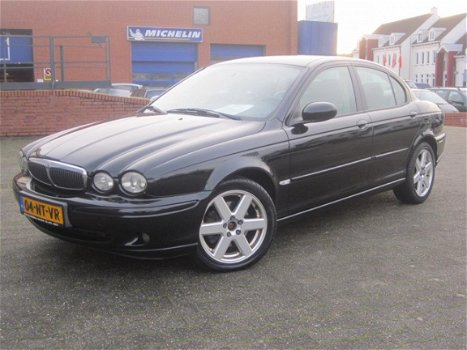 Jaguar X-type - 2.0 V6 in zeer goede staat, met nwe APK - 1