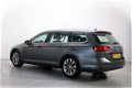 Volkswagen Passat Variant - 1.4 TSI 150pk ACT Highline Navigatie Parkeersensoren Climate Control - 1 - Thumbnail