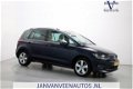 Volkswagen Golf Sportsvan - 1.2 TSI 110pk Business Edition 6-bak Leer/Alcantara Camera Navigatie - 1 - Thumbnail