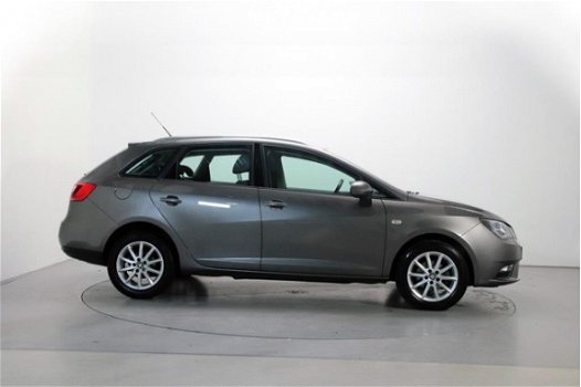 Seat Ibiza ST - 1.0 EcoTSI 95pk Style Connect Navigatie Parkeersensoren Bluetooth Cruise Control - 1