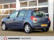 Renault Clio - 1.6-16V Privilège /cruise control/trekhaak/automaat/parkeersensoren achter - 1 - Thumbnail