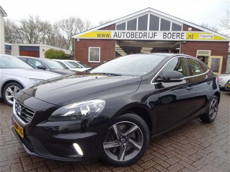 Volvo V40 - 2.0 D4 190pk R-Design Pano-Dak, Navi, 16''Lmv - 1