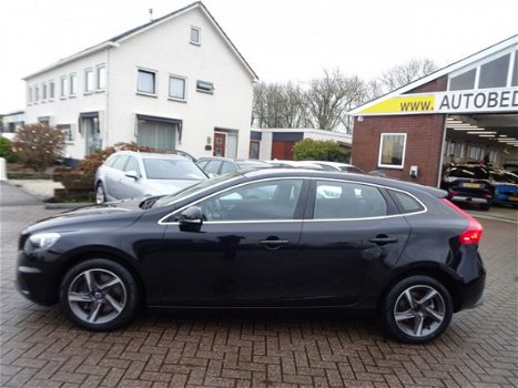 Volvo V40 - 2.0 D4 190pk R-Design Pano-Dak, Navi, 16''Lmv - 1