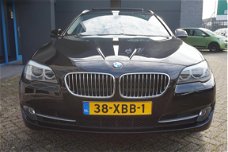 BMW 5-serie Touring - 520i High Executive Leer / automaat / panoramadak / navigatie /