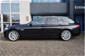 BMW 5-serie Touring - 520i High Executive Leer / automaat / panoramadak / navigatie / - 1 - Thumbnail