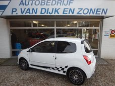 Renault Twingo - 1.2-16V Dynamique