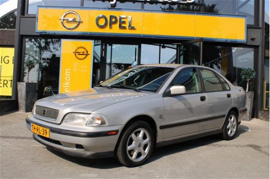 Volvo S40 - 1.8i 4-drs automatic - 1