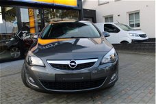 Opel Astra - 1.4i Turbo Sport 140pk ecc / navi / 19"