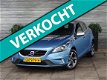 Volvo V40 - 2.0 D2 R-Design Business Leer Xenon Navi Stoelverwarming - 1 - Thumbnail