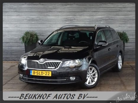 Skoda Superb Combi - 1.6 TDI Ambition Business Xenon trekhaak Navi Elek Stoelen - 1