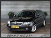 Skoda Superb Combi - 1.6 TDI Ambition Business Xenon trekhaak Navi Elek Stoelen - 1 - Thumbnail