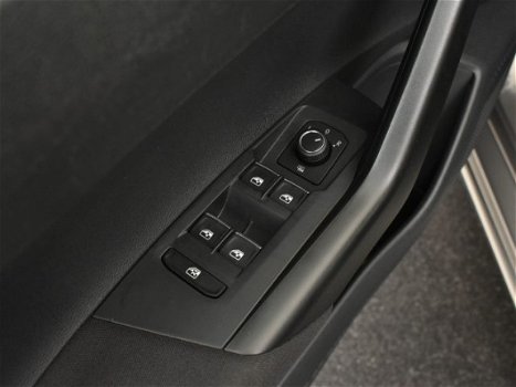 Volkswagen Polo - 1.0 TSI 95 pk Comfortline DSG Automaat | parkeer sensoren | airco - 1