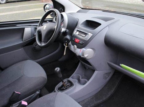 Peugeot 107 - 1.0-12V XS AIRCO / ELEK RAMEN / CENTR VERGR - 1