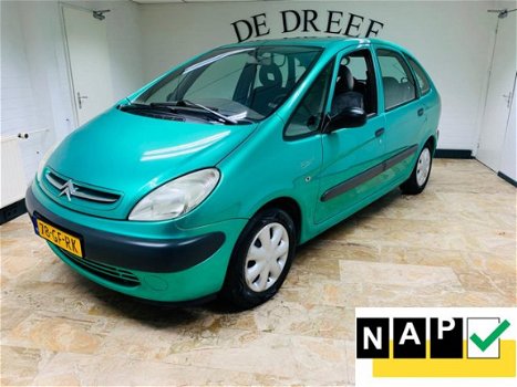 Citroën Xsara Picasso - 1.6i ZONDAG ' s open van 12-tot 17 uur - 1