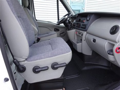 Nissan Interstar - 2.5dCi Comfort Openlaadbak+Kraan Airco - 1