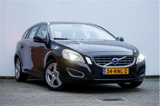 Volvo V60 - 1.6 T3 Summum 2011 - 1