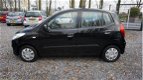 Hyundai i10 - 1.2 i-Drive Cool hele nette I10 met airco 89dkm nl auto boekjes en 1.2 motor - 1 - Thumbnail