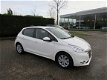 Peugeot 208 - 1.2 VTi Blue Lease Navi, LED, PDC, 1e eig, dealer ond. Nieuwjaarssale - 1 - Thumbnail