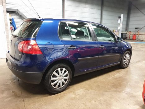 Volkswagen Golf - 1.6 - 1