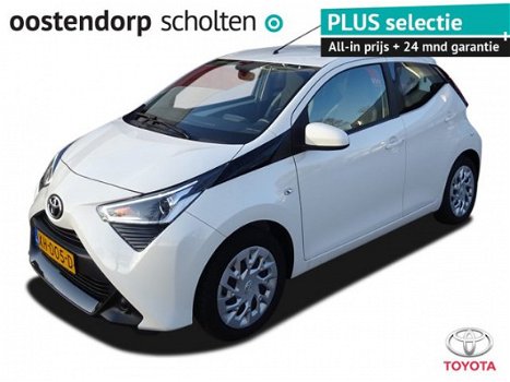 Toyota Aygo - 1.0 VVT-i x-play / Airconditioning / Smartphone Integration / Parkeercamera / Bluetoot - 1