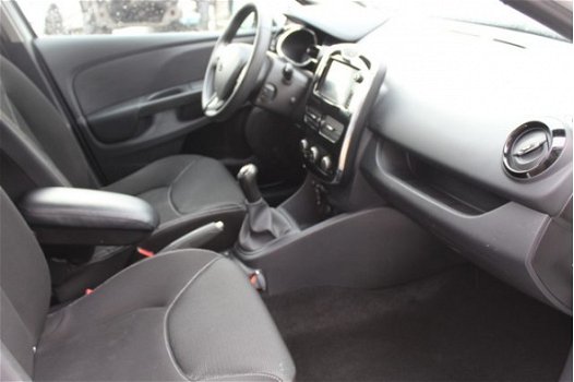 Renault Clio Estate - 1.5 dCi ECO Expression (90pk) Navi/ Airco/ Cruise/ Elek. pakket/ Isofix/ Bluet - 1