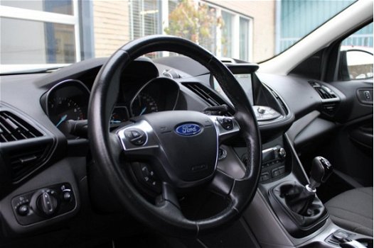 Ford Kuga - 1.5 Trend Edition Navigatie Climate Control 3-6-12 M Garantie - 1