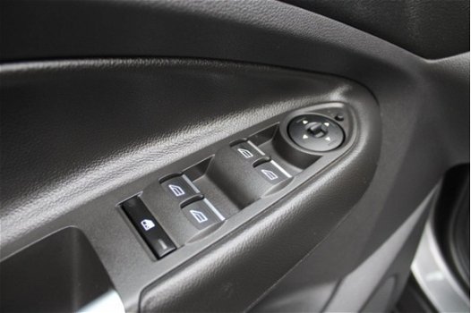 Ford Kuga - 1.5 Trend Edition Navigatie Climate Control 3-6-12 M Garantie - 1