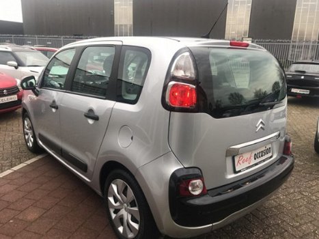 Citroën C3 Picasso - 1.4 VTi Tendance met trekhaak, zomer- en winterset, cruise control, enz. Mooie - 1