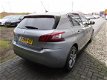 Peugeot 308 - 1.2 PureTech Blue Lease Premium 130PK LED Koplampen Panoramadak Navi Clima DAB+ Achter - 1 - Thumbnail