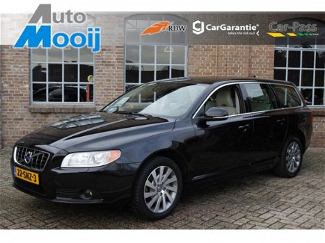 Volvo V70 - 1.6 T4 Limited Edition, Automaat, Navigatie, Leder, Bluetooth, Stoelverwarming, Cruise c - 1